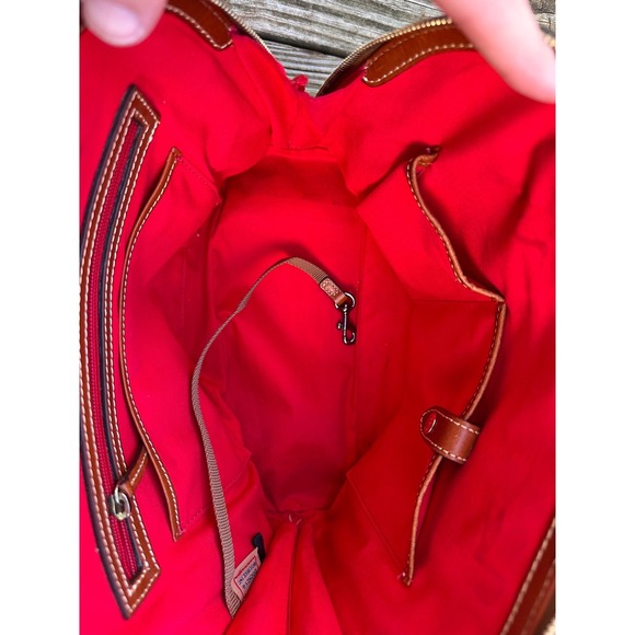 Dooney & Bourke Black British Tan Zip Pebble Grain Leather Dome Handbag - Picture 10 of 11